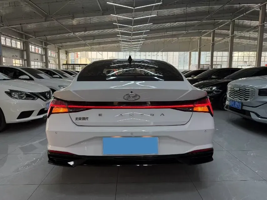 2021 Hyundai Elantra 1.5L 115HP L4 CVT,autocango,china used car exporter,china ev exporter,chinese used car exporter,chinese used ev exporter