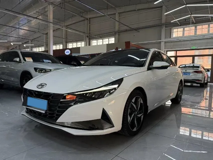 2021 Hyundai Elantra 1.5L 115HP L4 CVT,autocango,china used car exporter,china ev exporter,chinese used car exporter,chinese used ev exporter