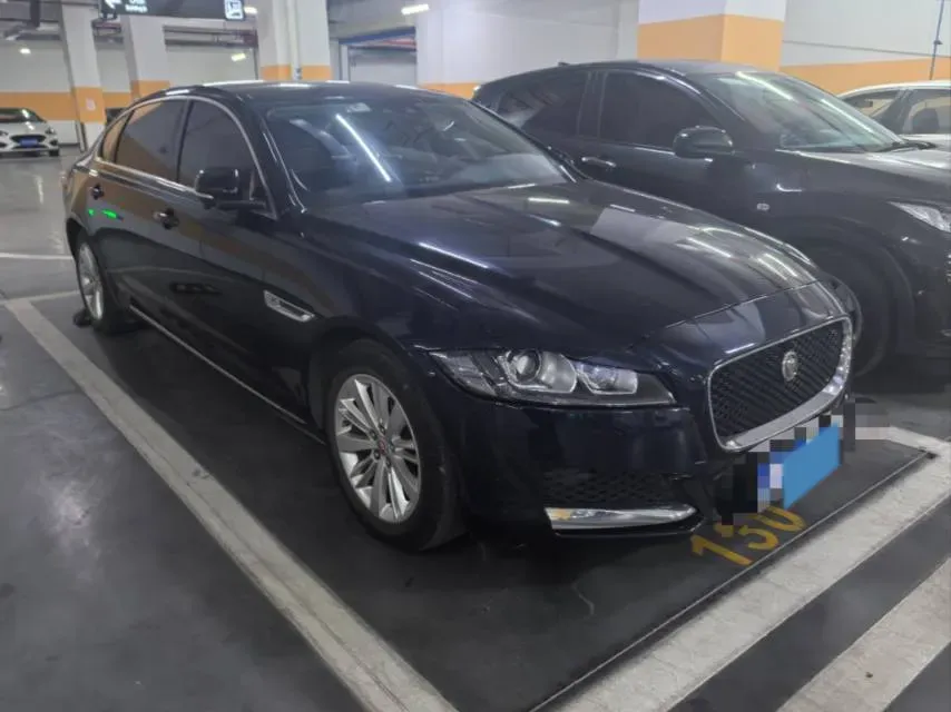 2020 Jaguar XFL 2.0T 200HP L4 8AT,autocango,china used car exporter,china ev exporter,chinese used car exporter,chinese used ev exporter