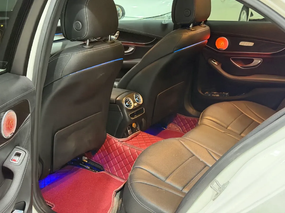 2020 Mercedes-Benz C Class 1.5T 184HP L4 9AT,autocango,china used car exporter,china ev exporter,chinese used car exporter,chinese used ev exporter