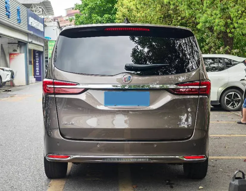 2023 Buick GL8 2.0T 237HP L4 9AT,autocango,china used car exporter,china ev exporter,chinese used car exporter,chinese used ev exporter