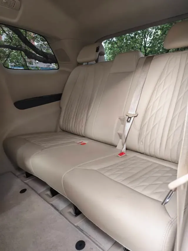 2023 Buick GL8 2.0T 237HP L4 9AT,autocango,china used car exporter,china ev exporter,chinese used car exporter,chinese used ev exporter