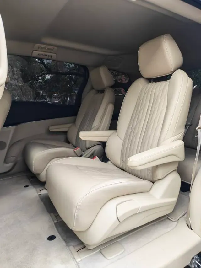 2023 Buick GL8 2.0T 237HP L4 9AT,autocango,china used car exporter,china ev exporter,chinese used car exporter,chinese used ev exporter