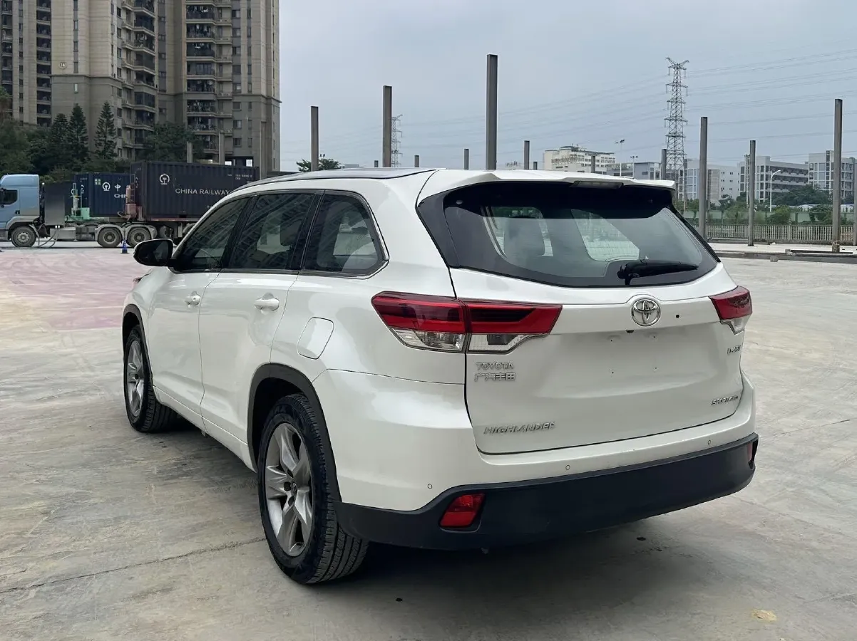2019 Lincoln MKC 2.0T 203HP L4 6AT,autocango,china used car exporter,china ev exporter,chinese used car exporter,chinese used ev exporter