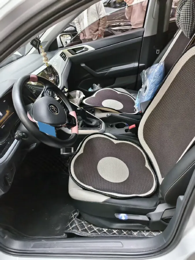 2023 Volkswagen Polo 1.5L 113HP L4 6AT,autocango,china used car exporter,china ev exporter,chinese used car exporter,chinese used ev exporter