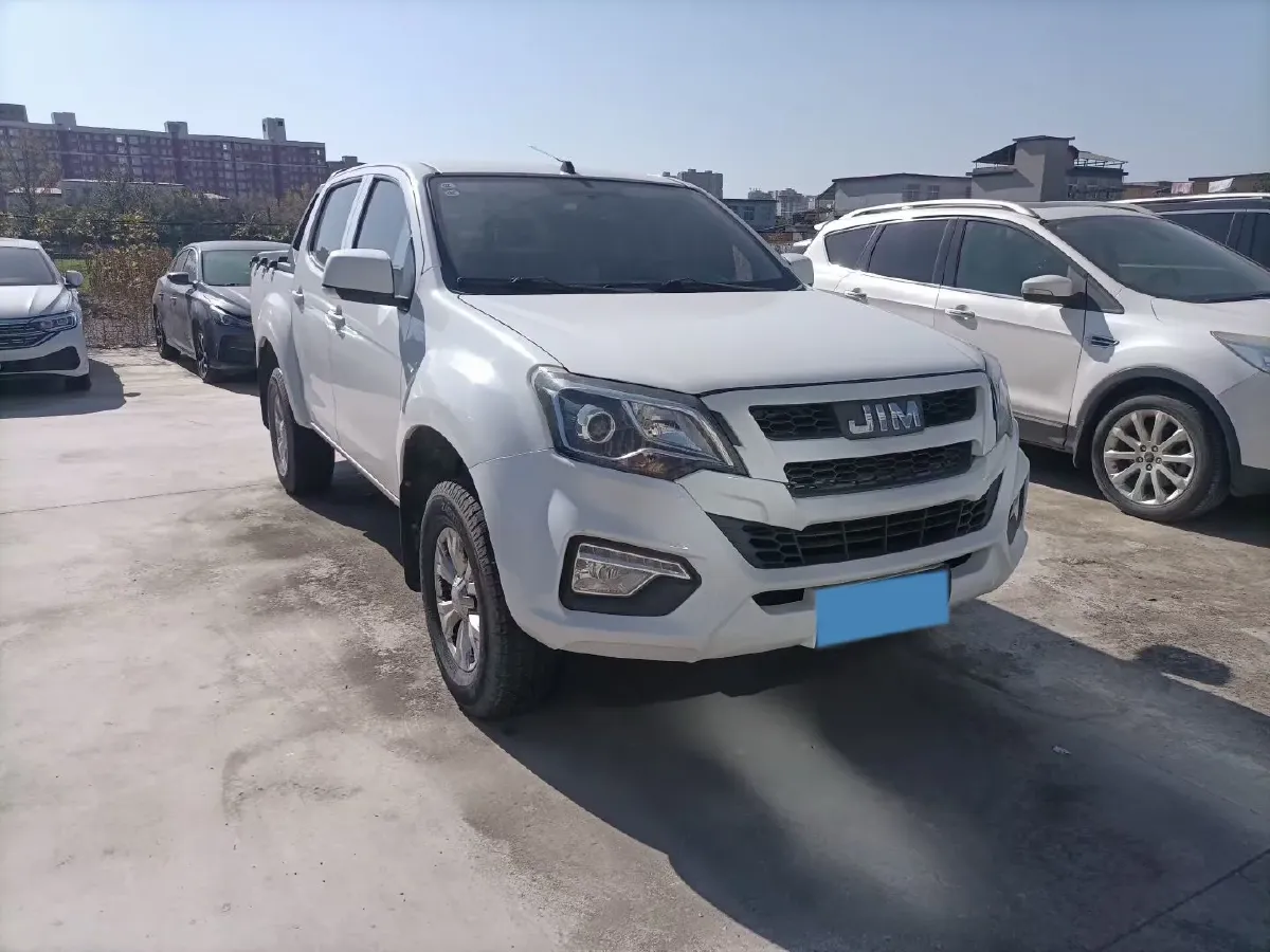 2018 Isuzu Jim 2.0T 204HP L4 5MT,autocango,china used car exporter,china ev exporter,chinese used car exporter,chinese used ev exporter