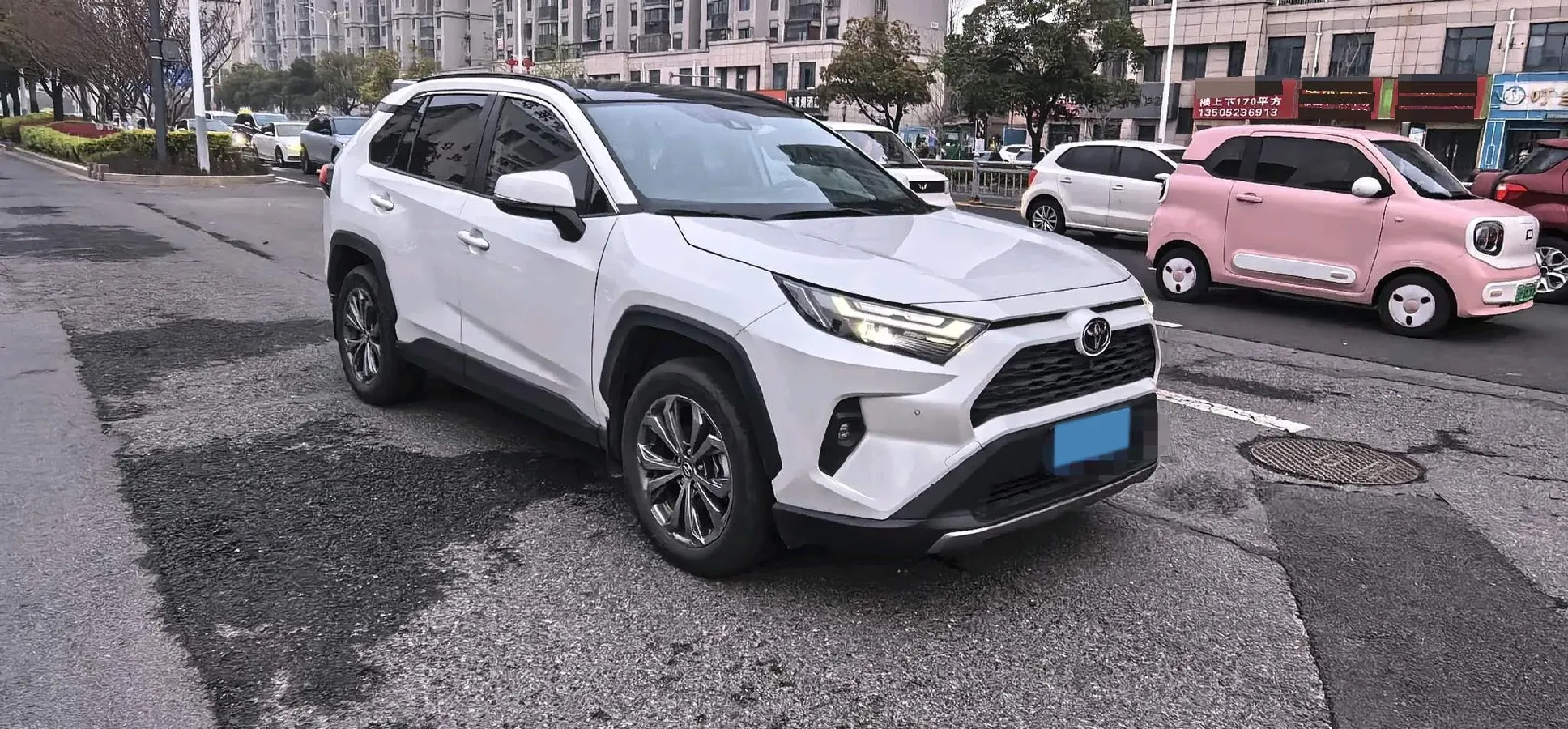 2023 Toyota RAV4 2.0L 171HP L4 CVT,autocango,china used car exporter,china ev exporter,chinese used car exporter,chinese used ev exporter