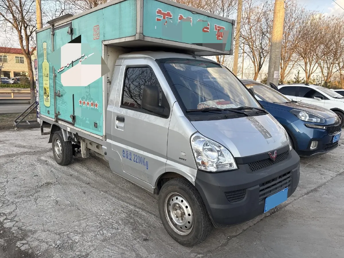 2019 WuLing RongGuang New Truck 1.5L 107HP L4 5MT,autocango,china used car exporter,china ev exporter,chinese used car exporter,chinese used ev exporter