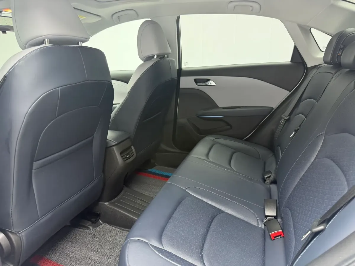 2023 Chevrolet Monza 1.5L 113HP L4 6DCT,autocango,china used car exporter,china ev exporter,chinese used car exporter,chinese used ev exporter