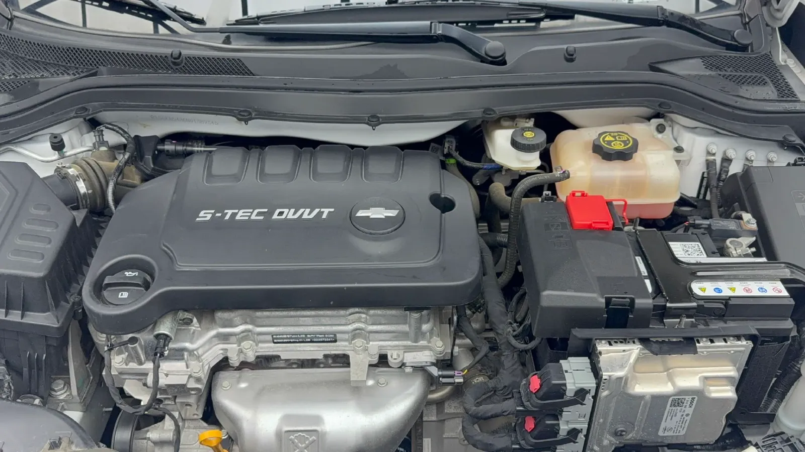 2023 Chevrolet Monza 1.5L 113HP L4 6DCT,autocango,china used car exporter,china ev exporter,chinese used car exporter,chinese used ev exporter