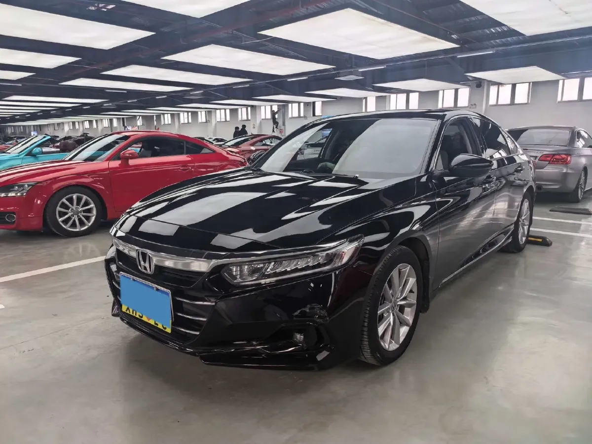 2022 Honda Accord 1.5T 194HP L4 CVT,autocango,china used car exporter,china ev exporter,chinese used car exporter,chinese used ev exporter
