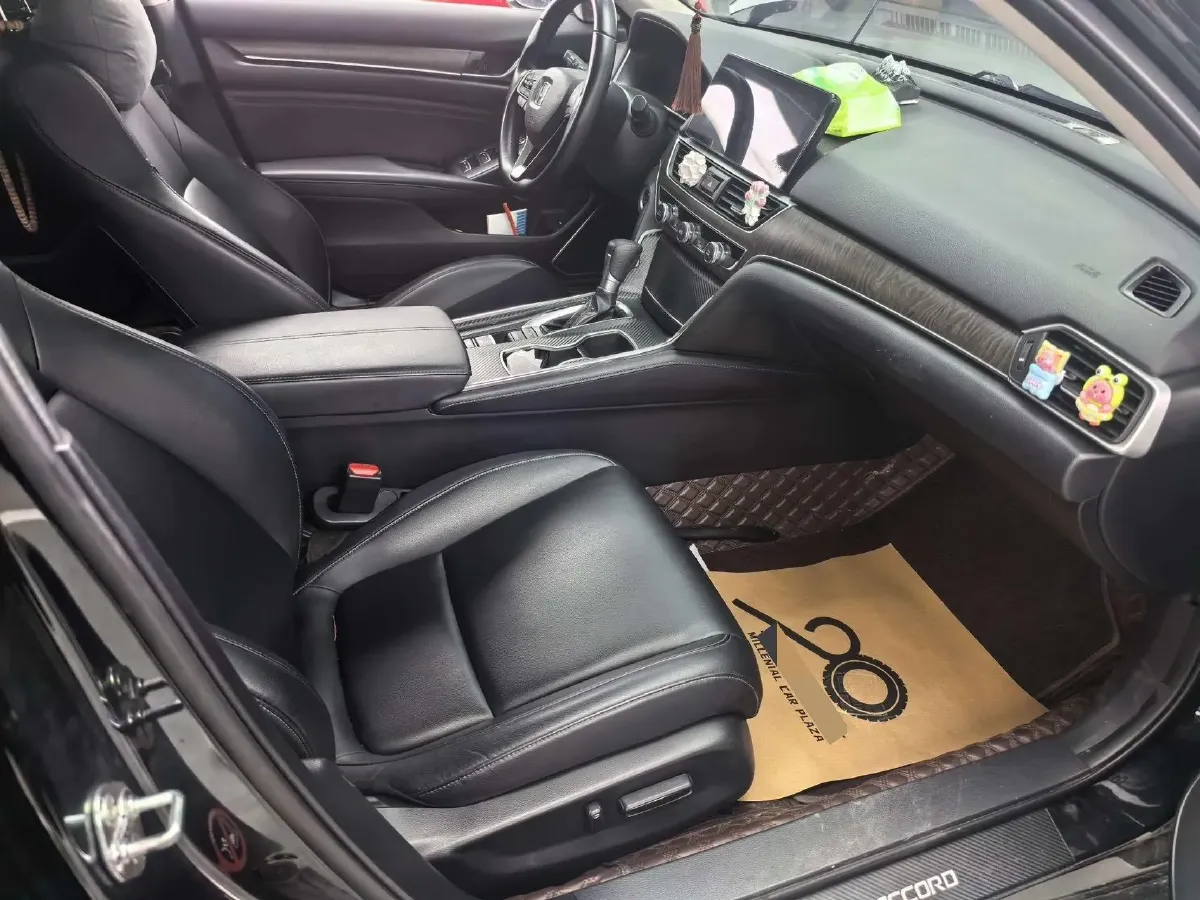 2022 Honda Accord 1.5T 194HP L4 CVT,autocango,china used car exporter,china ev exporter,chinese used car exporter,chinese used ev exporter