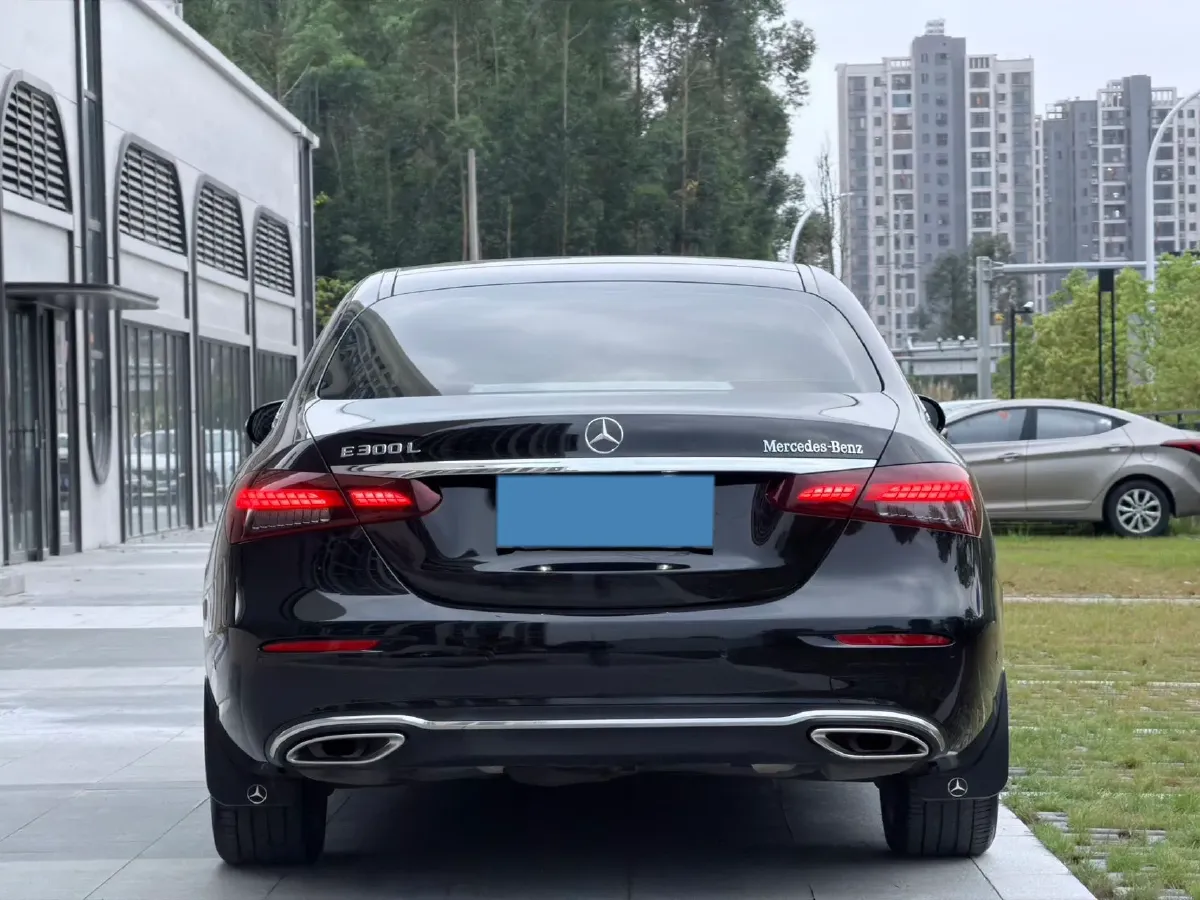 2021 Mercedes-Benz E Class 2.0T 258HP L4 9AT,autocango,china used car exporter,china ev exporter,chinese used car exporter,chinese used ev exporter