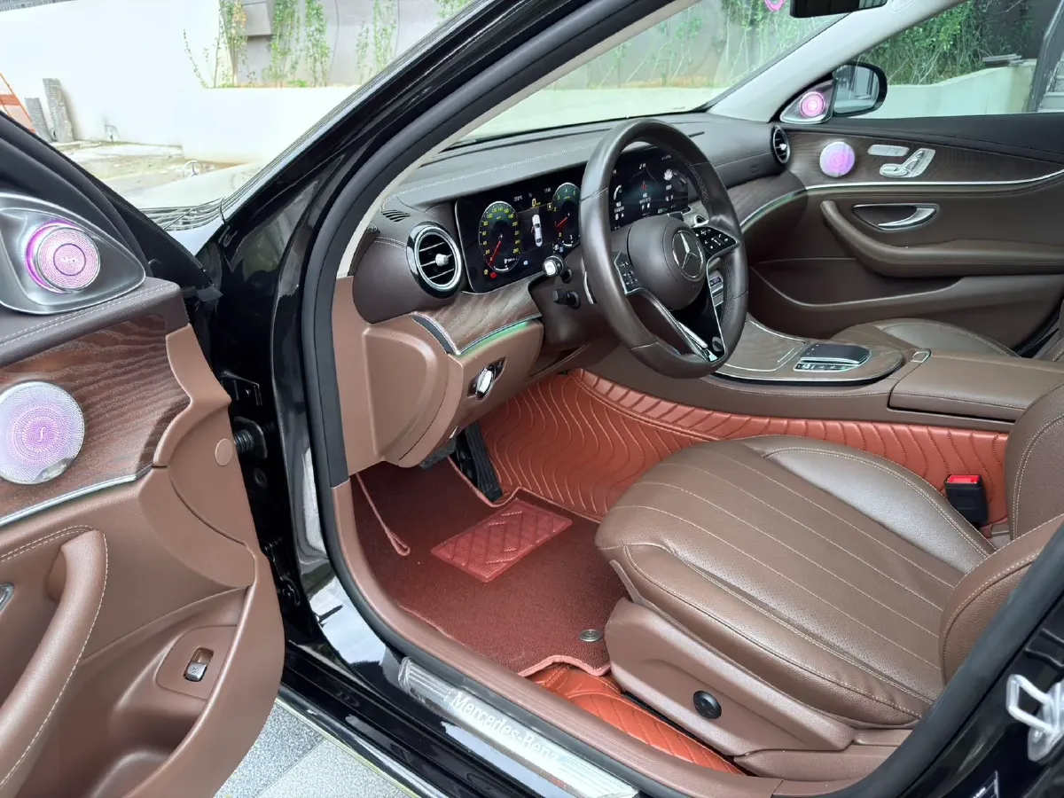 2021 Mercedes-Benz E Class 2.0T 258HP L4 9AT,autocango,china used car exporter,china ev exporter,chinese used car exporter,chinese used ev exporter