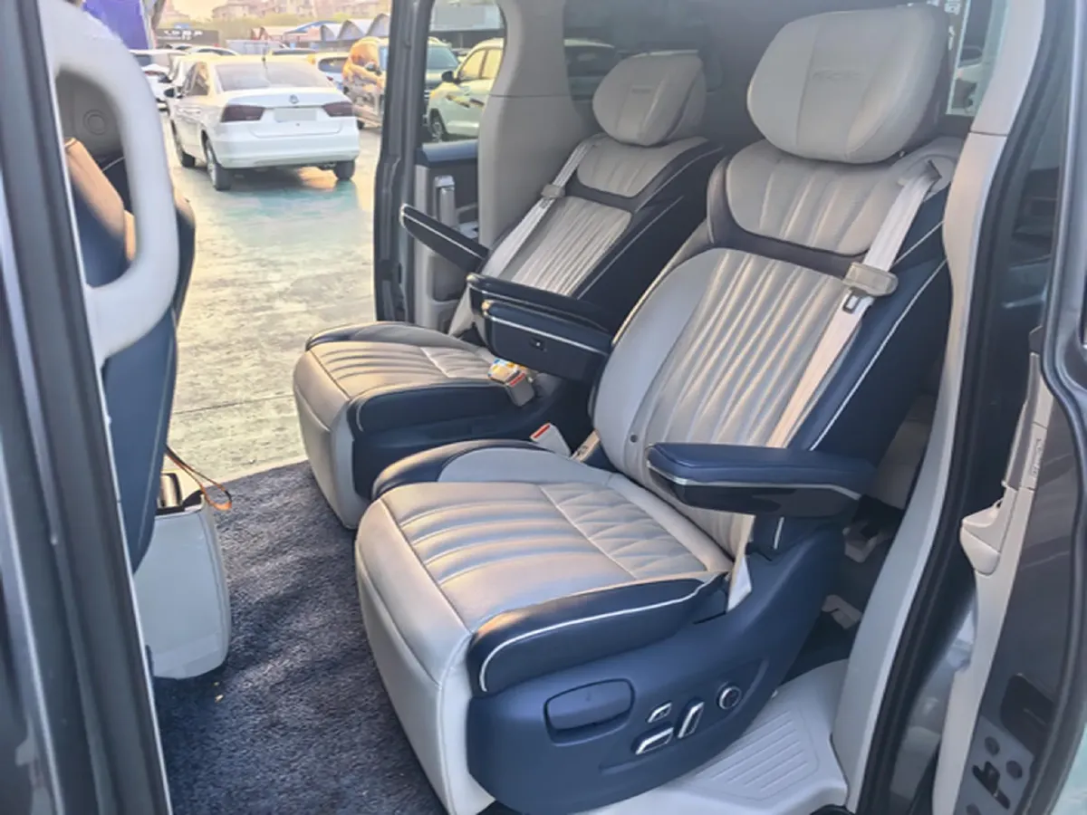 2022 Roewe iMAX8 2.0T 234HP L4 8AT,autocango,china used car exporter,china ev exporter,chinese used car exporter,chinese used ev exporter