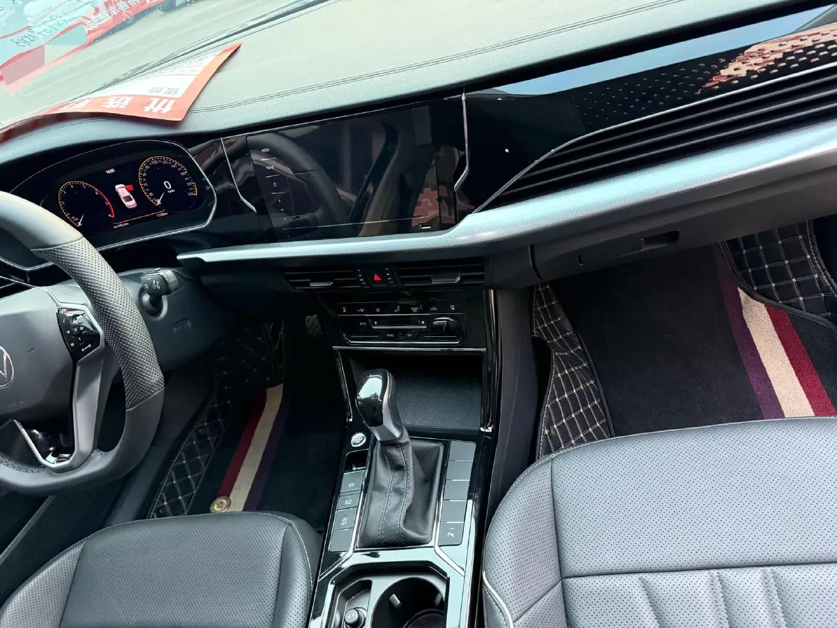 2024 Volkswagen Passat 2.0T 186HP L4 7DCT,autocango,china used car exporter,china ev exporter,chinese used car exporter,chinese used ev exporter