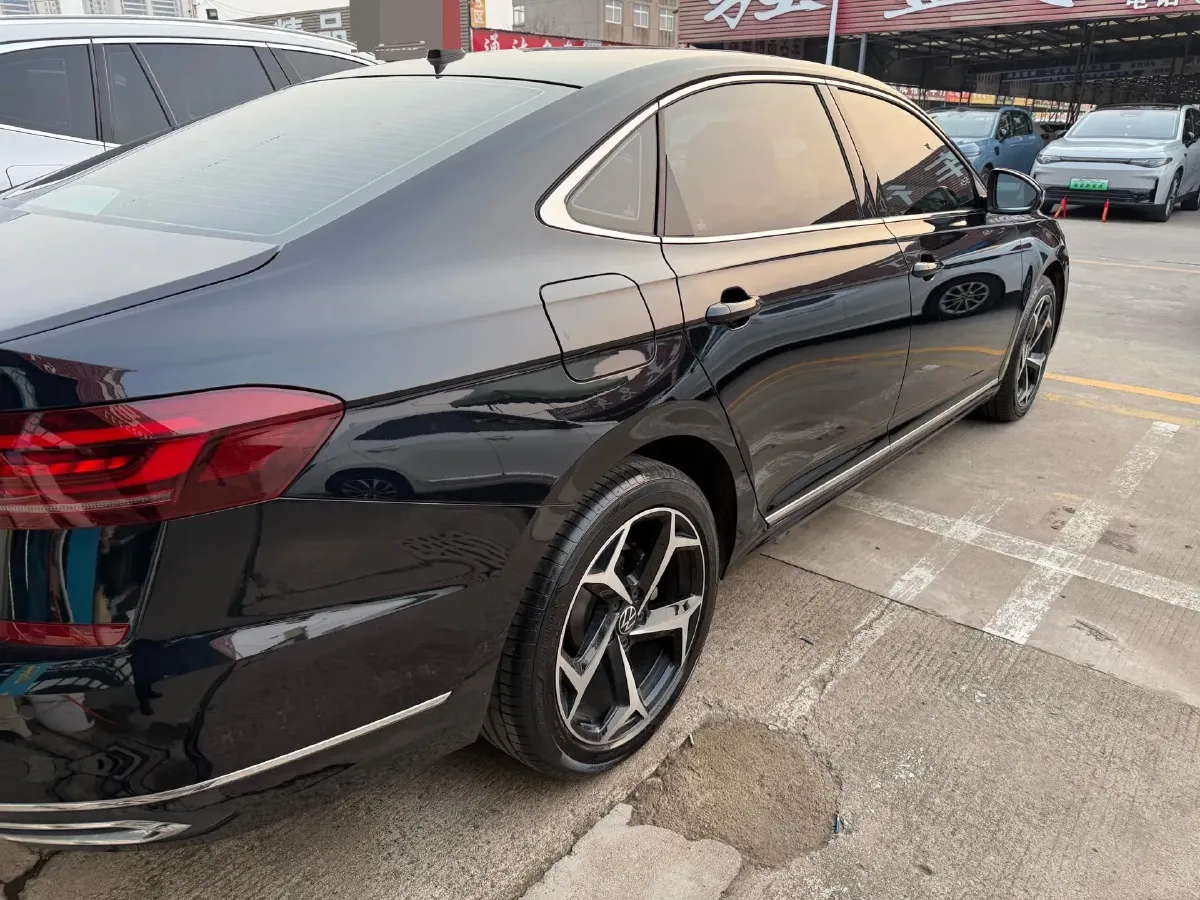 2024 Volkswagen Passat 2.0T 186HP L4 7DCT,autocango,china used car exporter,china ev exporter,chinese used car exporter,chinese used ev exporter