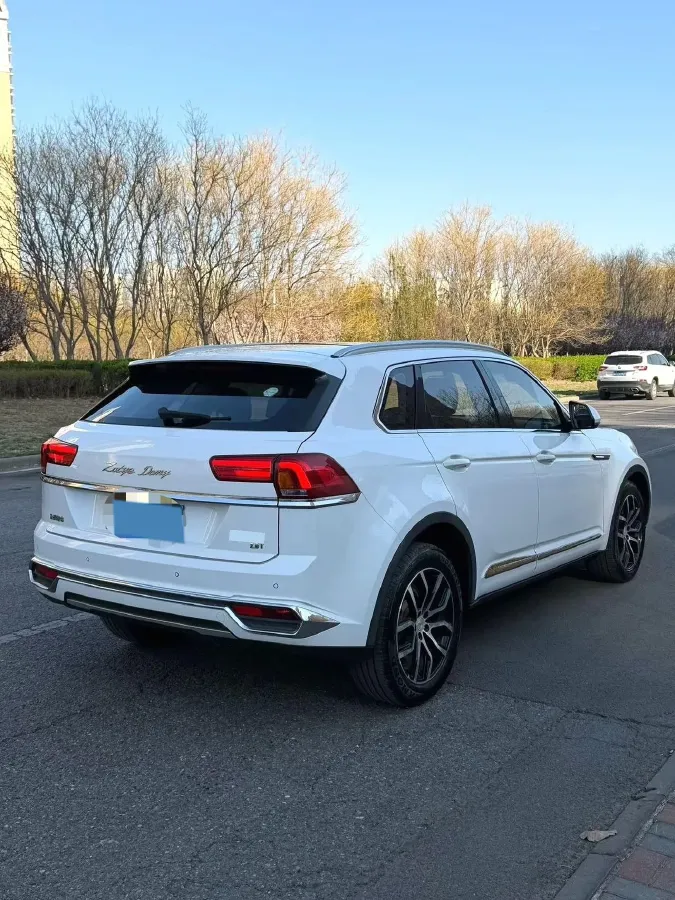 2018 Zotye Damy X7 2.0T 190HP L4 8AT,autocango,china used car exporter,china ev exporter,chinese used car exporter,chinese used ev exporter