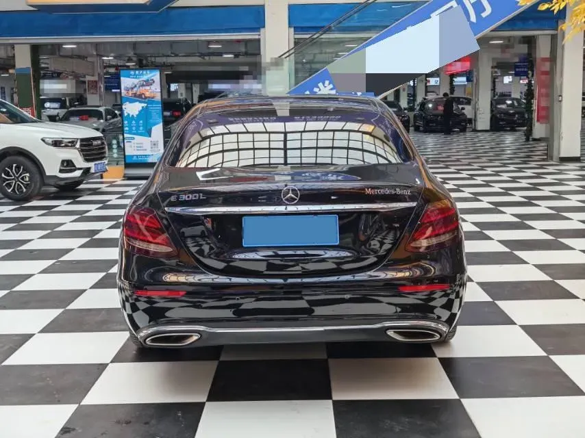 2020 Mercedes-Benz E Class 2.0T 258HP L4 9AT,autocango,china used car exporter,china ev exporter,chinese used car exporter,chinese used ev exporter
