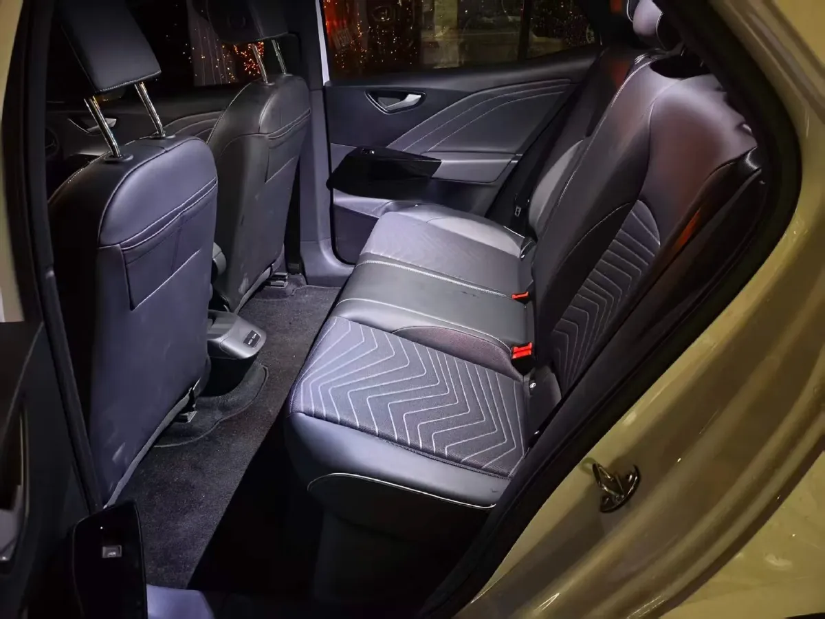 2024 Volkswagen ID.3 BEV 52.8KWH,autocango,china used car exporter,china ev exporter,chinese used car exporter,chinese used ev exporter