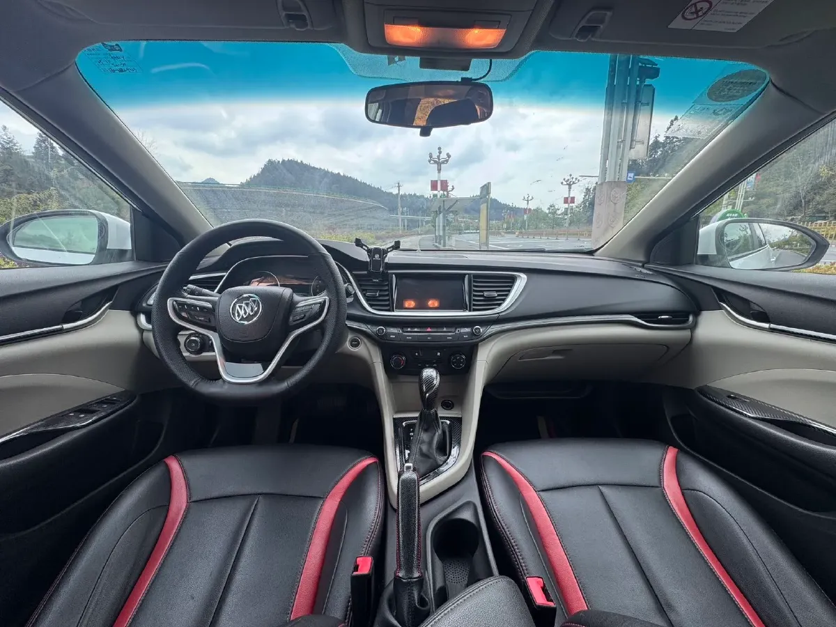 2020 DongFeng Forthing T5 1.5T 156HP L4 6AT,autocango,china used car exporter,china ev exporter,chinese used car exporter,chinese used ev exporter