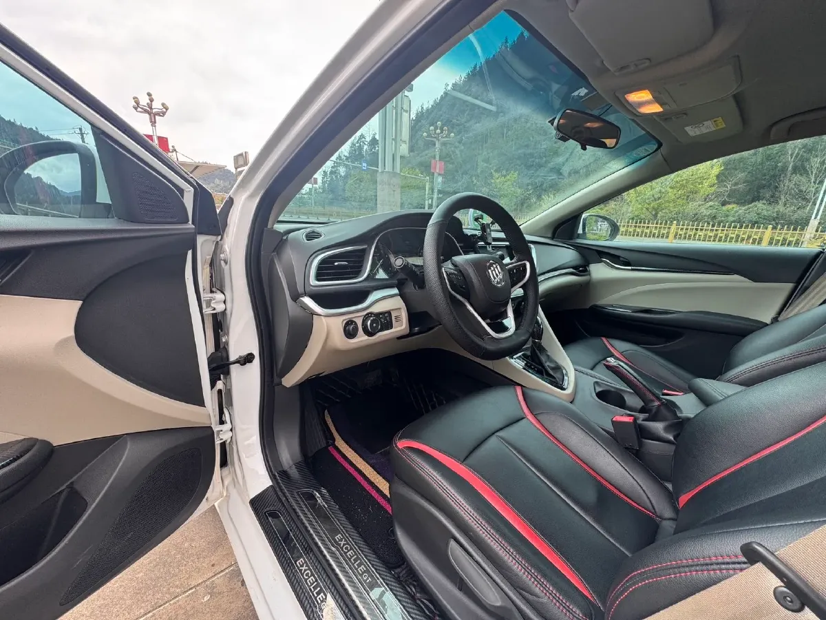 2020 DongFeng Forthing T5 1.5T 156HP L4 6AT,autocango,china used car exporter,china ev exporter,chinese used car exporter,chinese used ev exporter