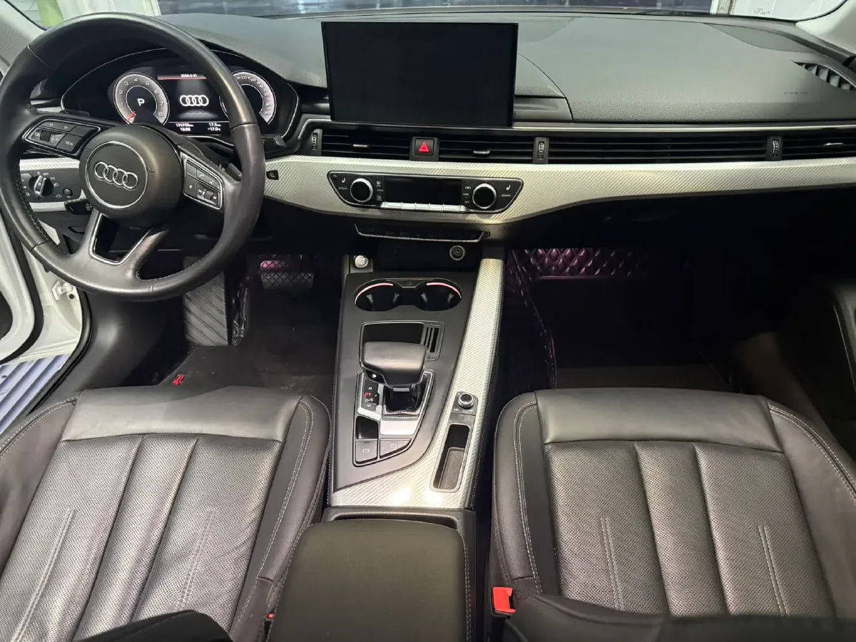 2020 Audi A4L 2.0T 190HP L4 7DCT,autocango,china used car exporter,china ev exporter,chinese used car exporter,chinese used ev exporter