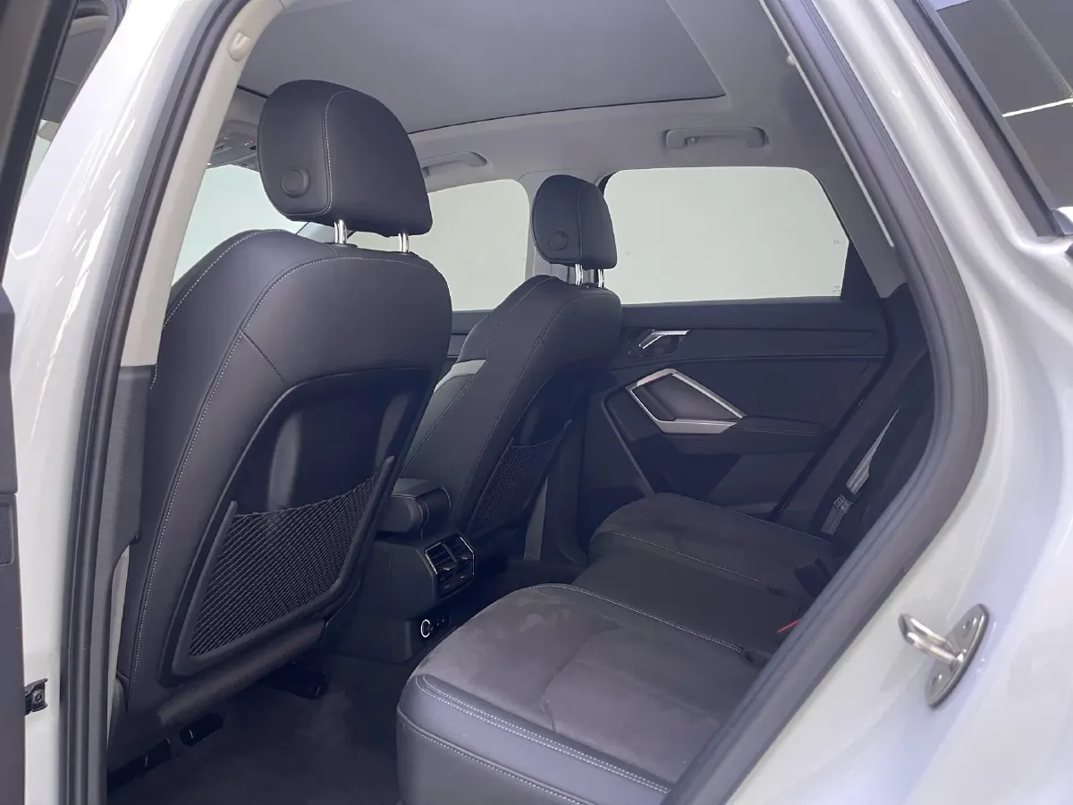 2023 Audi Q3 1.4T 150HP L4 7DCT,autocango,china used car exporter,china ev exporter,chinese used car exporter,chinese used ev exporter