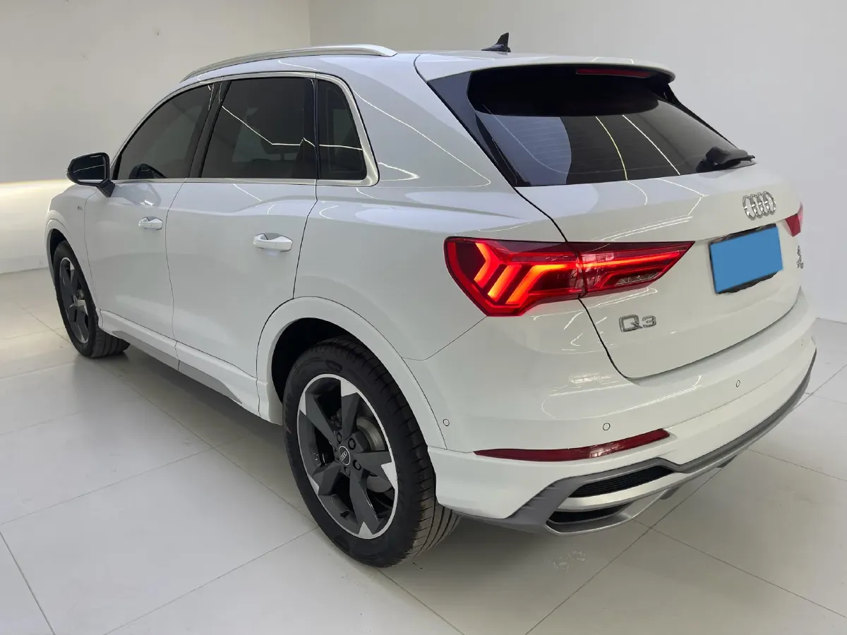 2023 Audi Q3 1.4T 150HP L4 7DCT,autocango,china used car exporter,china ev exporter,chinese used car exporter,chinese used ev exporter