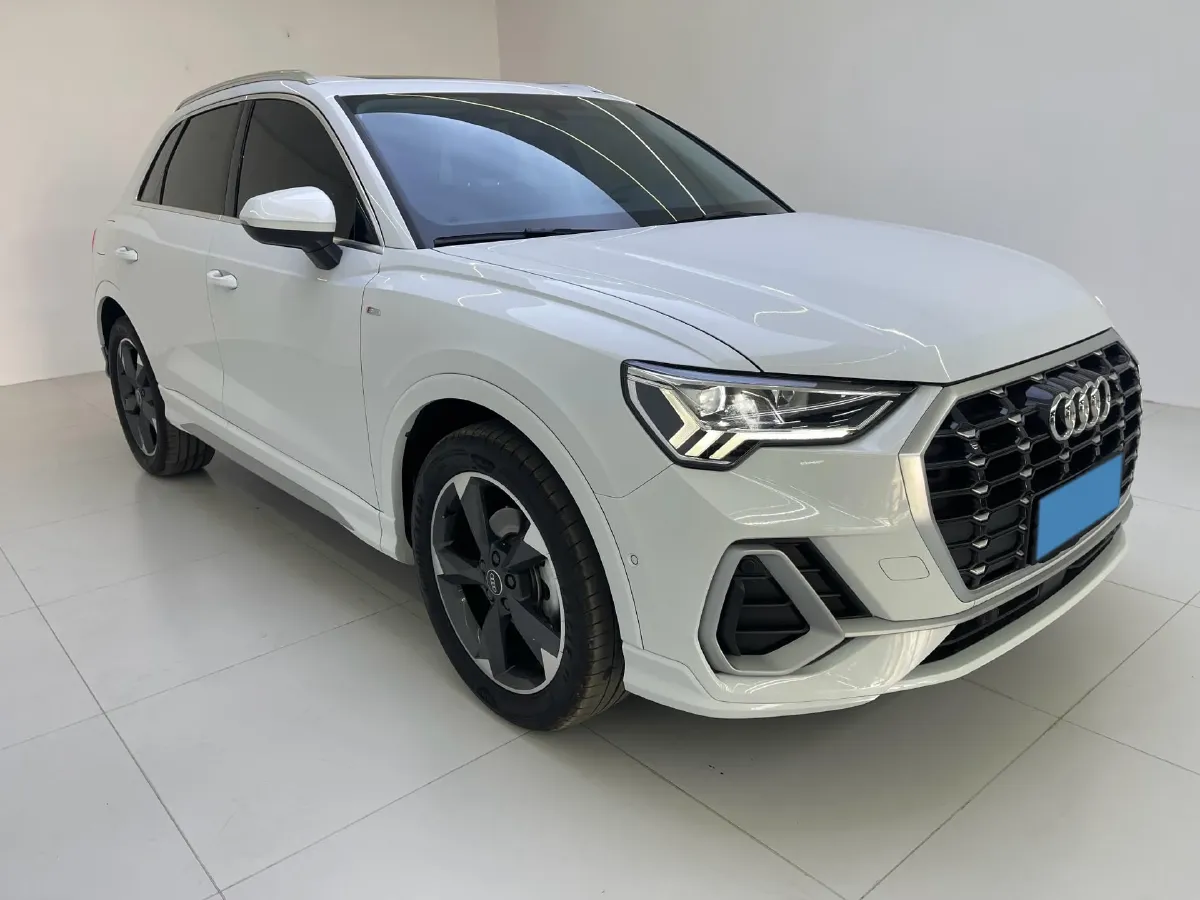 2023 Audi Q3 1.4T 150HP L4 7DCT,autocango,china used car exporter,china ev exporter,chinese used car exporter,chinese used ev exporter