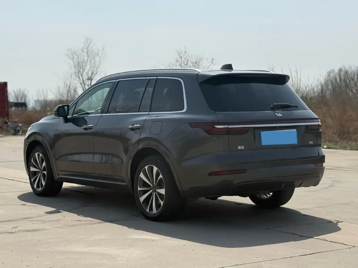 2021 Li ONE Range Extended 131HP REEV 40.5KWH,autocango,china used car exporter,china ev exporter,chinese used car exporter,chinese used ev exporter
