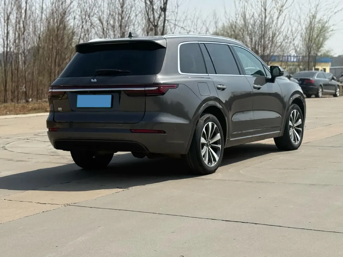 2021 Li ONE Range Extended 131HP REEV 40.5KWH,autocango,china used car exporter,china ev exporter,chinese used car exporter,chinese used ev exporter