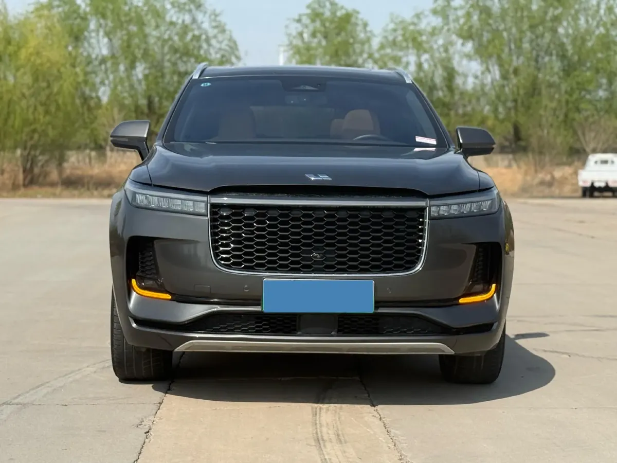 2021 Li ONE Range Extended 131HP REEV 40.5KWH,autocango,china used car exporter,china ev exporter,chinese used car exporter,chinese used ev exporter