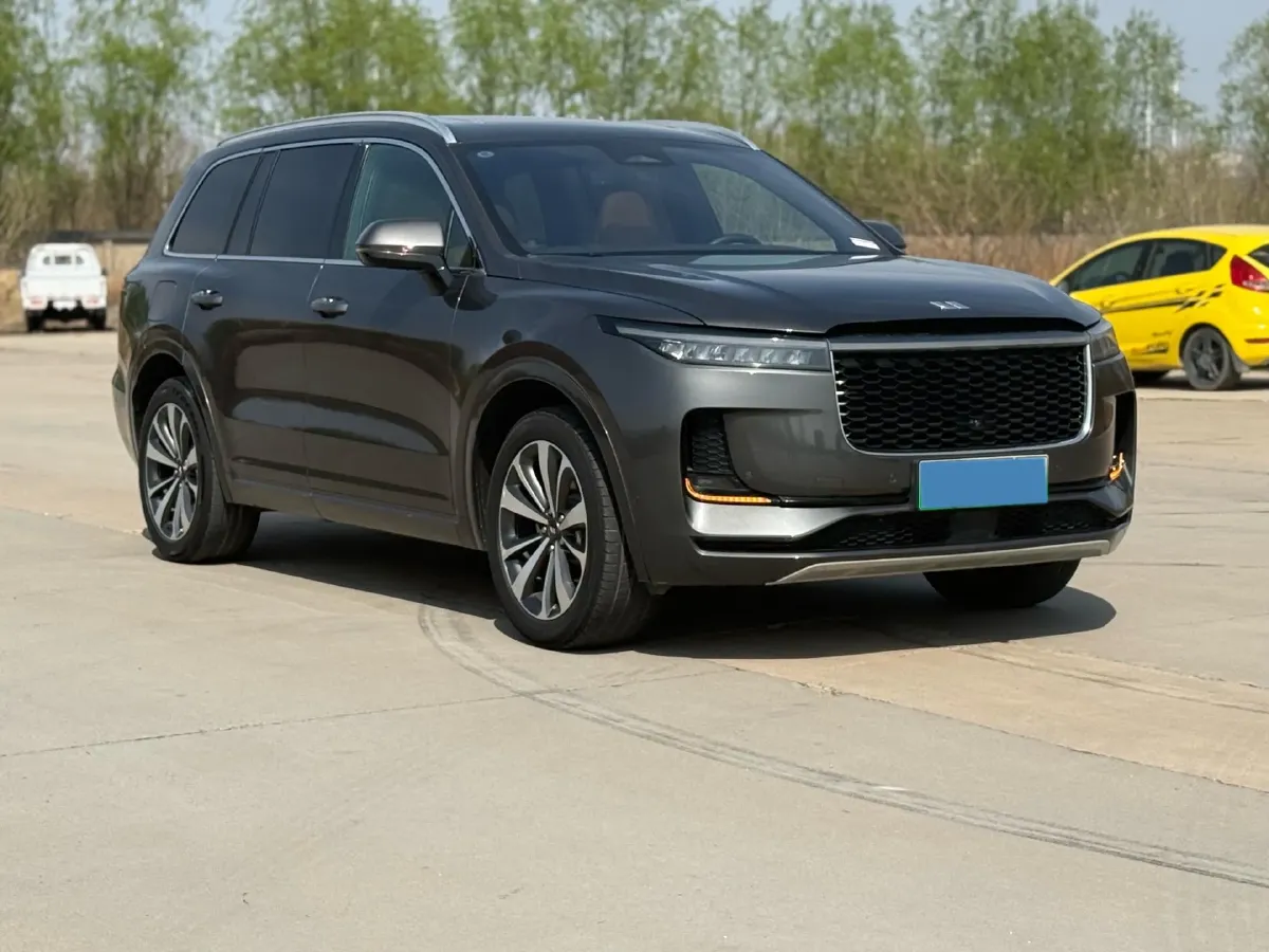 2021 Li ONE Range Extended 131HP REEV 40.5KWH,autocango,china used car exporter,china ev exporter,chinese used car exporter,chinese used ev exporter