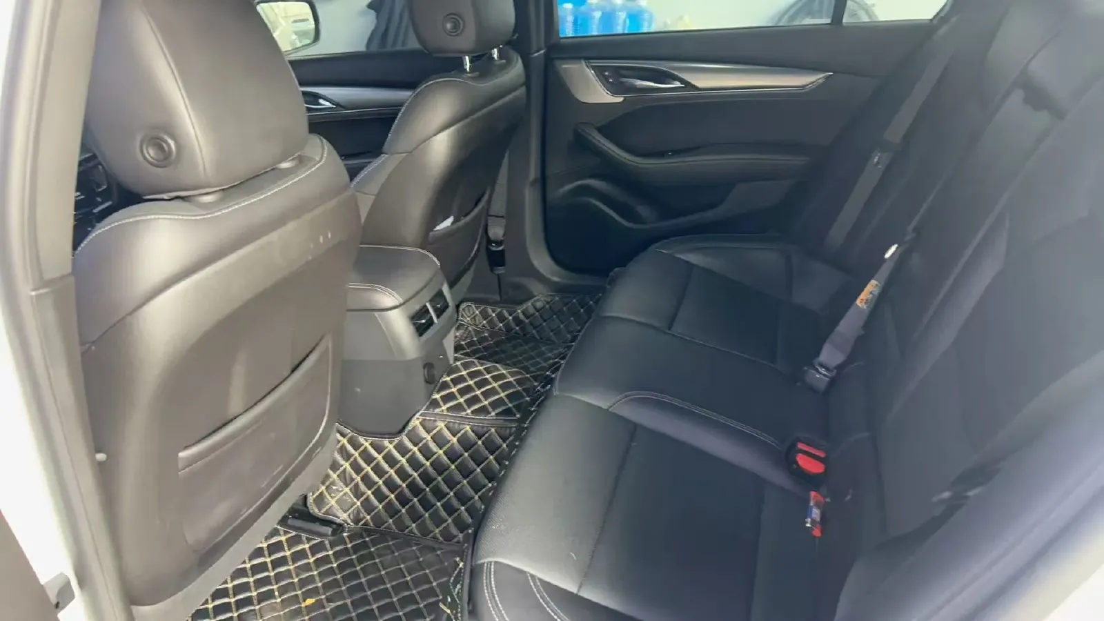 2021 Cadillac CT5 2.0T 237HP L4 10AT,autocango,china used car exporter,china ev exporter,chinese used car exporter,chinese used ev exporter