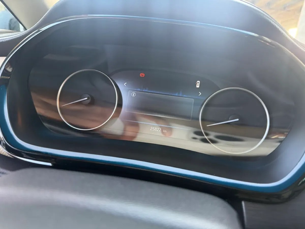 2023 Buick GL8 2.0T 237HP L4 9AT,autocango,china used car exporter,china ev exporter,chinese used car exporter,chinese used ev exporter