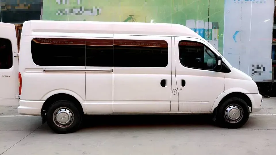 2021 MAXUS XinTu V80 2.0T 127HP L4 6MT,autocango,china used car exporter,china ev exporter,chinese used car exporter,chinese used ev exporter