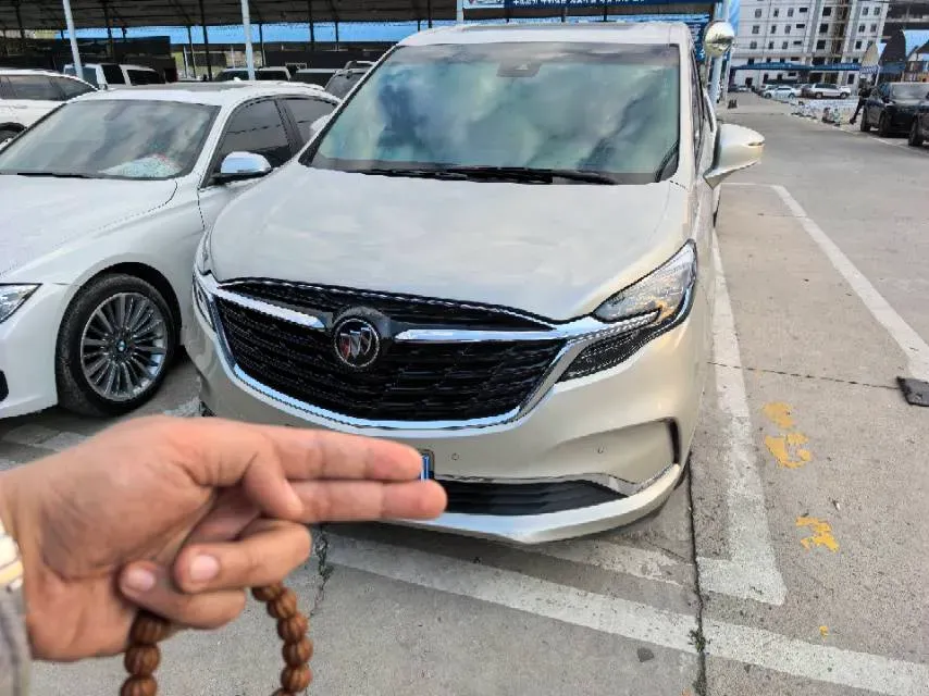 2021 Buick GL8 2.0T 237HP L4 9AT,autocango,china used car exporter,china ev exporter,chinese used car exporter,chinese used ev exporter