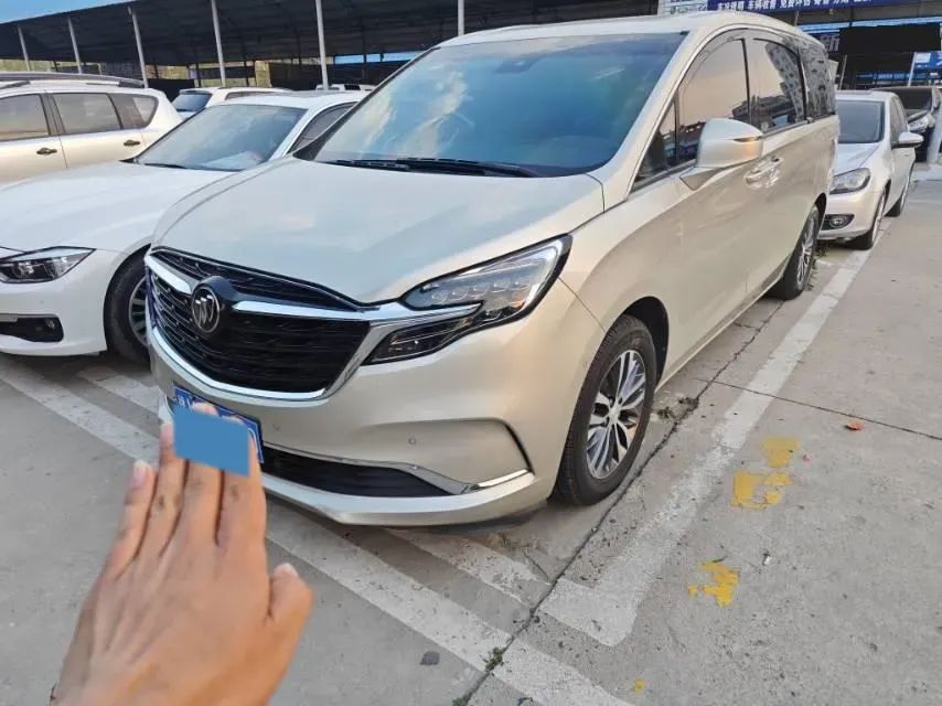 2021 Buick GL8 2.0T 237HP L4 9AT,autocango,china used car exporter,china ev exporter,chinese used car exporter,chinese used ev exporter