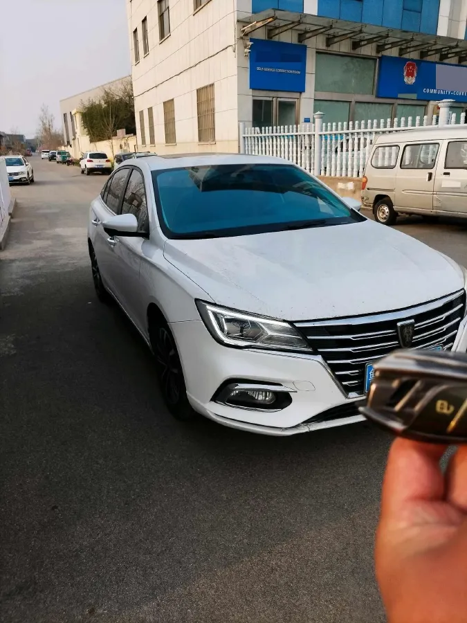 2019 Roewe i5 1.5L 120HP L4 CVT,autocango,china used car exporter,china ev exporter,chinese used car exporter,chinese used ev exporter