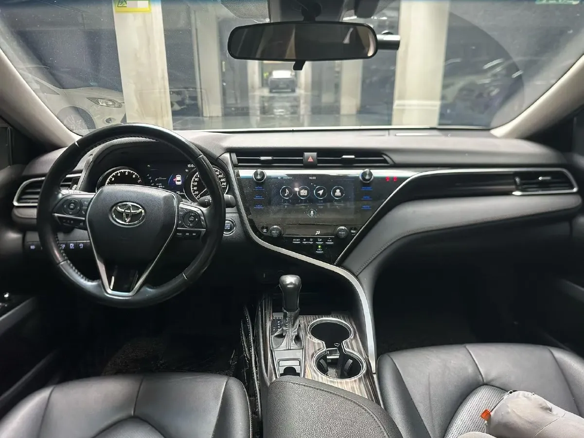 2019 Toyota Camry 2.0L 178HP L4 CVT,autocango,china used car exporter,china ev exporter,chinese used car exporter,chinese used ev exporter