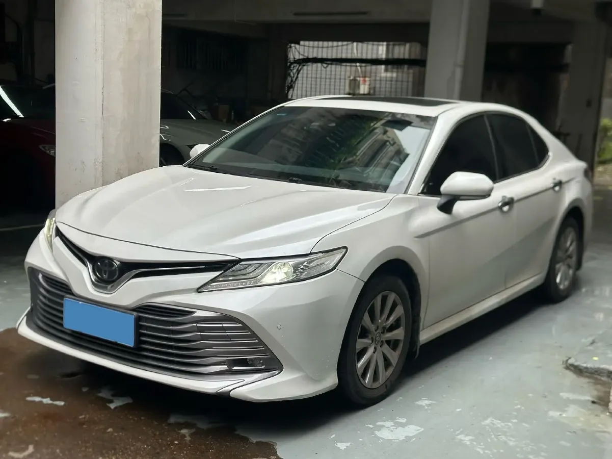 2019 Toyota Camry 2.0L 178HP L4 CVT,autocango,china used car exporter,china ev exporter,chinese used car exporter,chinese used ev exporter