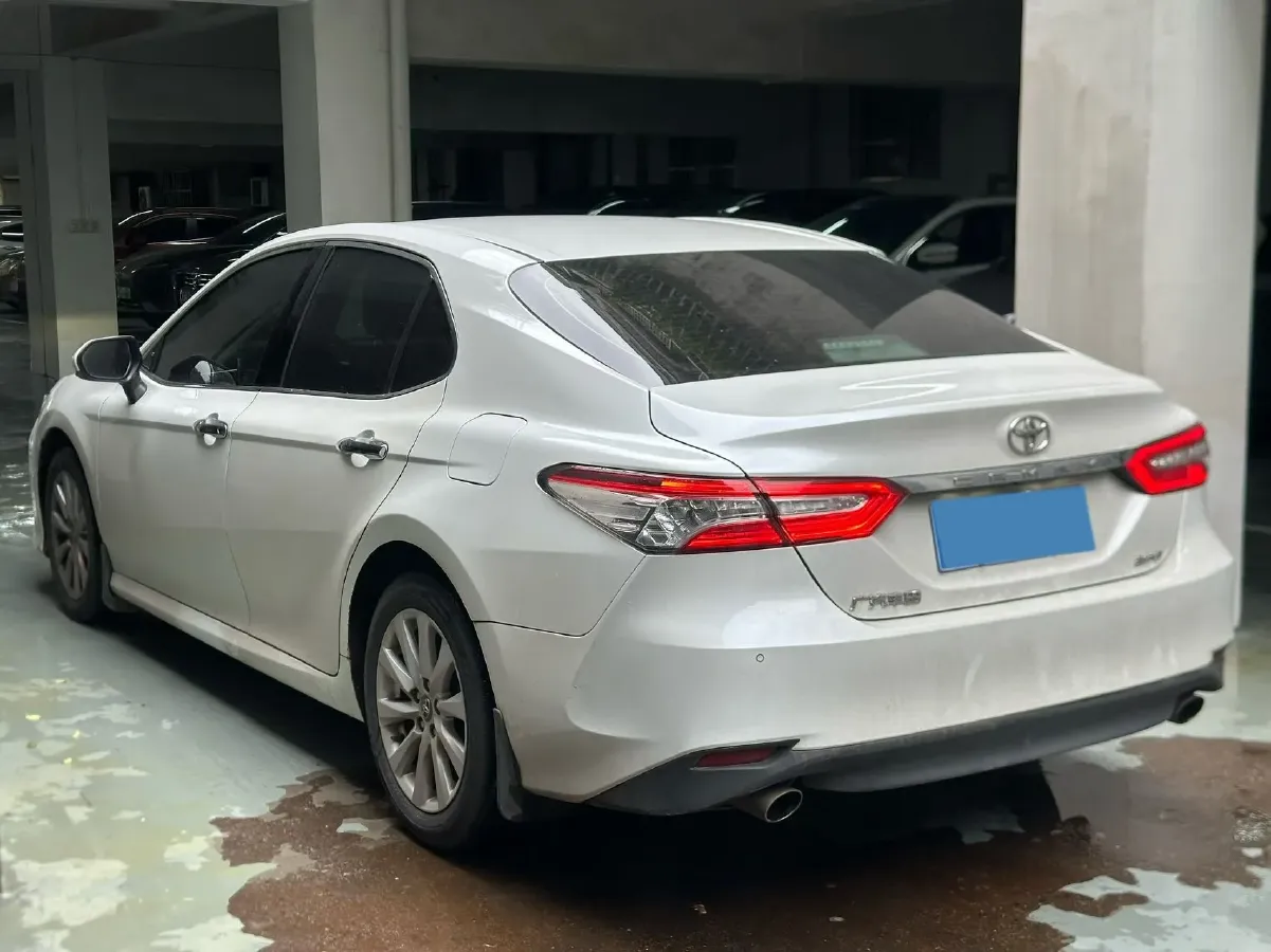 2019 Toyota Camry 2.0L 178HP L4 CVT,autocango,china used car exporter,china ev exporter,chinese used car exporter,chinese used ev exporter