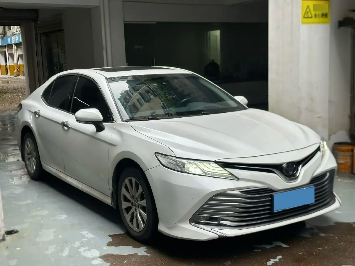 2019 Toyota Camry 2.0L 178HP L4 CVT,autocango,china used car exporter,china ev exporter,chinese used car exporter,chinese used ev exporter