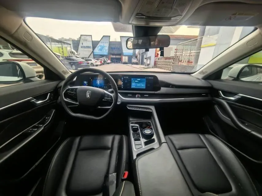 2025 Bestune B70 1.5T 169HP L4 7DCT,autocango,china used car exporter,china ev exporter,chinese used car exporter,chinese used ev exporter