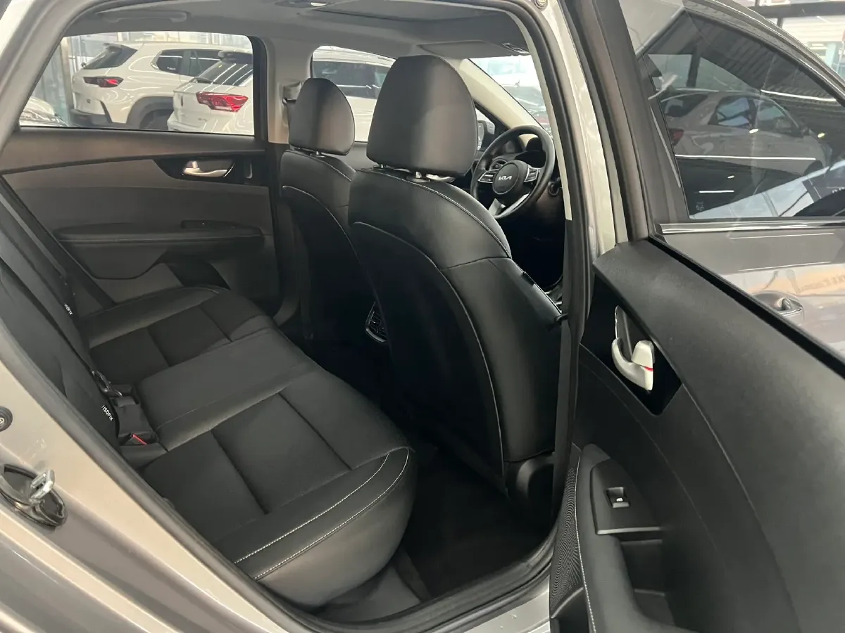 2021 Kia K3 1.5L 115HP L4 CVT,autocango,china used car exporter,china ev exporter,chinese used car exporter,chinese used ev exporter