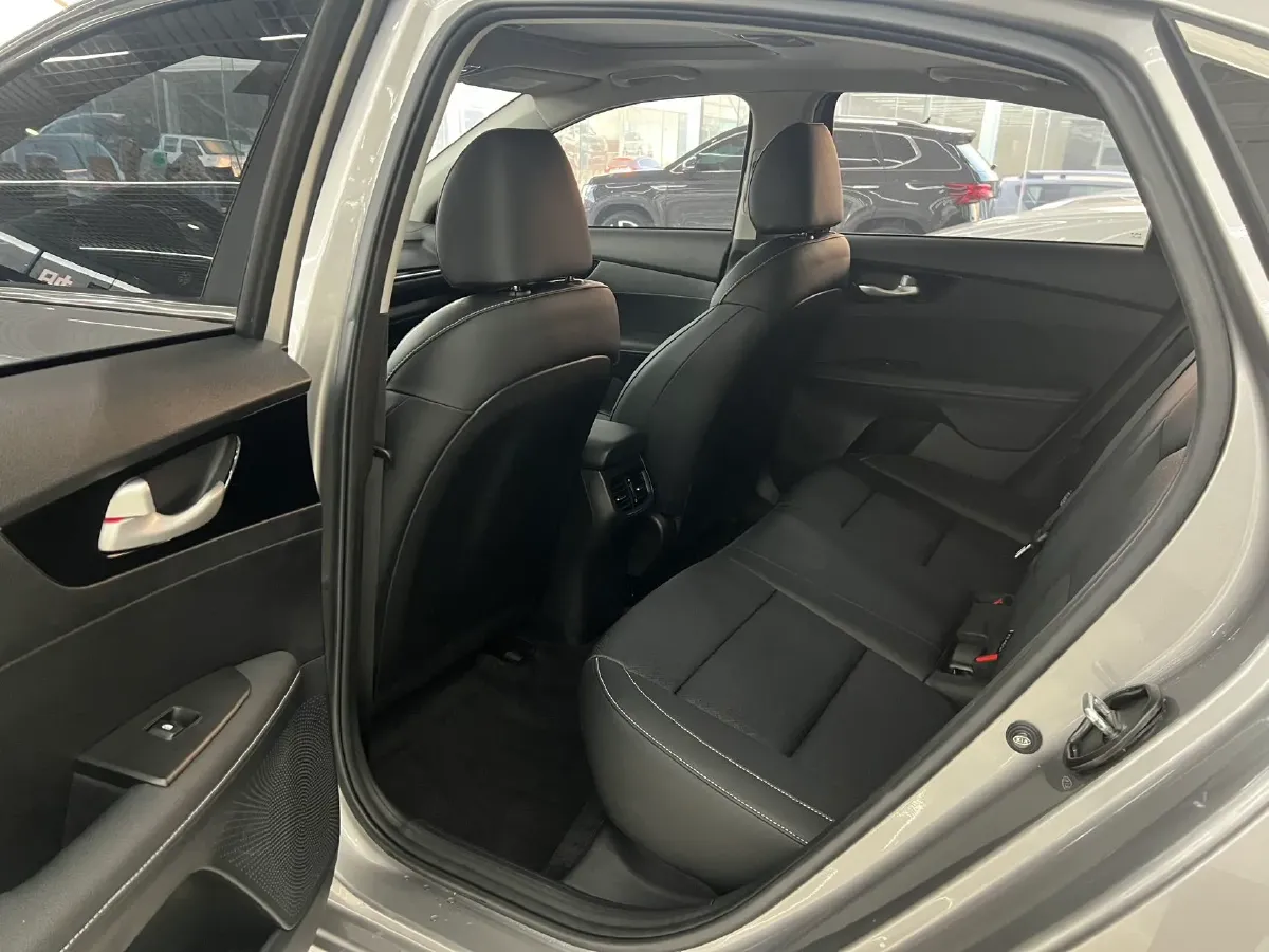 2021 Kia K3 1.5L 115HP L4 CVT,autocango,china used car exporter,china ev exporter,chinese used car exporter,chinese used ev exporter