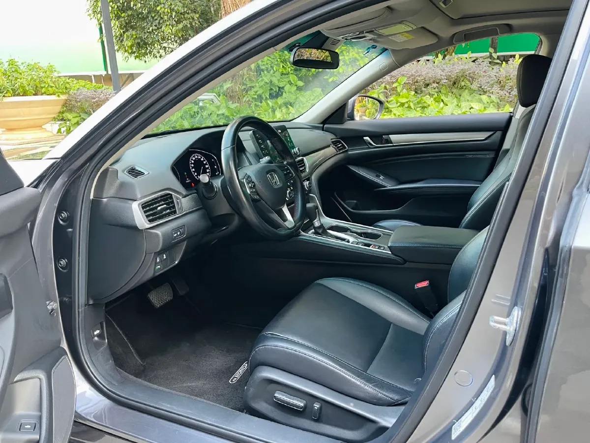 2018 Honda Accord 1.5T 194HP L4 CVT,autocango,china used car exporter,china ev exporter,chinese used car exporter,chinese used ev exporter