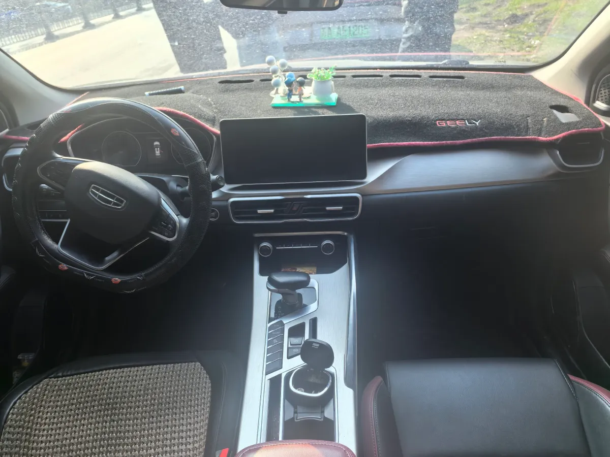 2021 Geely Coolray 1.4T 141HP L4 6DCT,autocango,china used car exporter,china ev exporter,chinese used car exporter,chinese used ev exporter