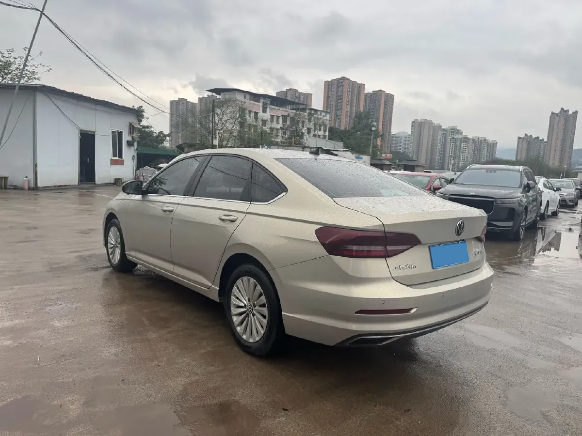 2021 Volkswagen Lavida 1.5L 113HP L4 6AT,autocango,china used car exporter,china ev exporter,chinese used car exporter,chinese used ev exporter